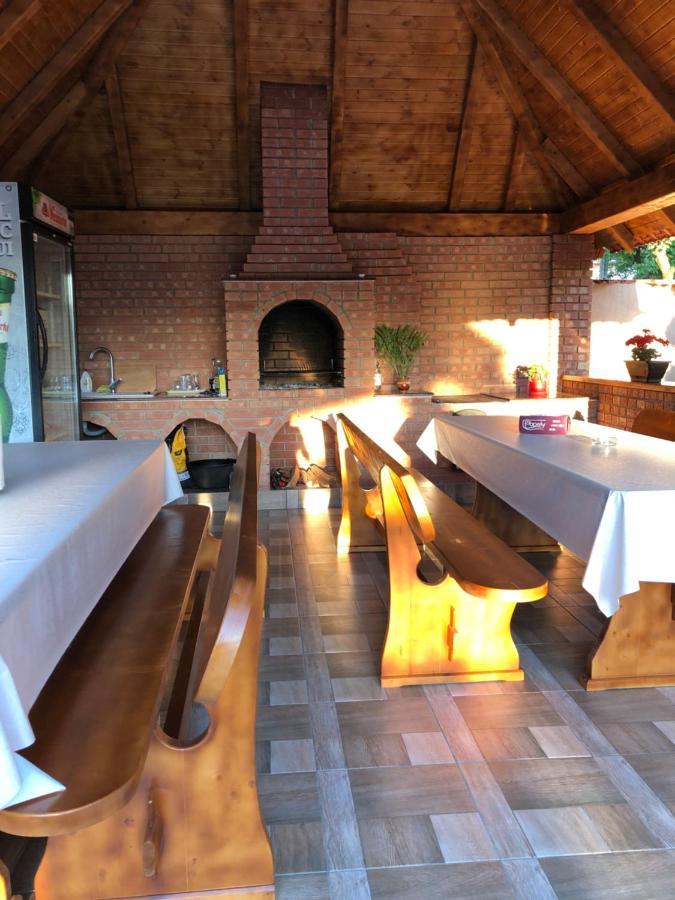Casa Larisa Otel Chiscau Dış mekan fotoğraf